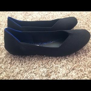 VGUC Rothy’s Black flats
